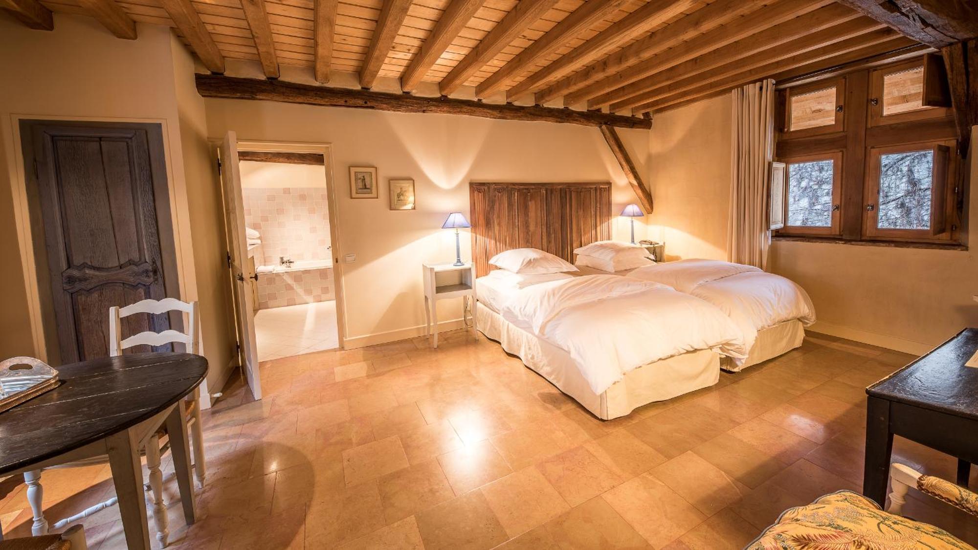 Le Champ Des Oiseaux Hotel & Spa Troyes Exterior photo